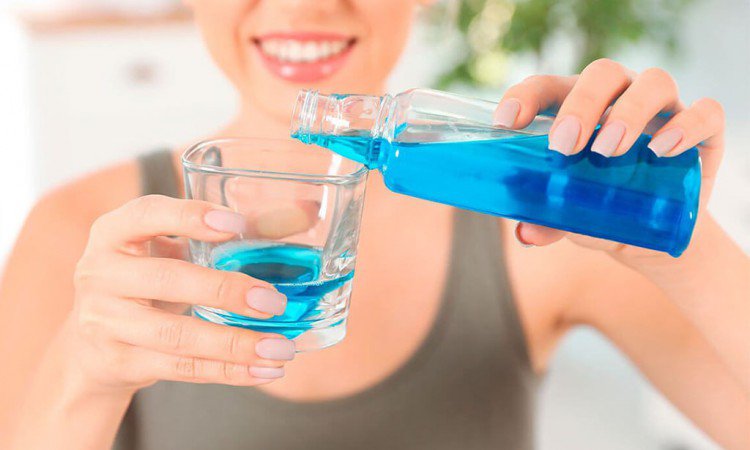 Płukanki dentystyczne – czy warto stosować?